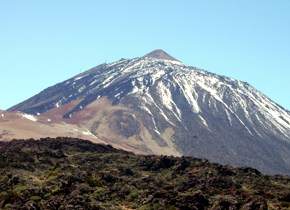 Der Vulkan El Teide, das Wahzeichen der Insel Tneriffa und der höchste Berg Spaniens