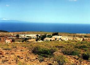 Blick ber die Finca zum Meer hinunter