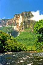 Von den Tepuis im Sden Venezuelas strzen spektakulre Wasserflle in die Tiefe